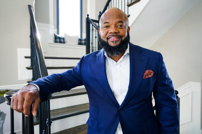 From Linebacker To Entrepreneur: Gary Brackett's Football Mindset Pays Off